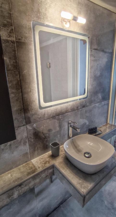 Shades Apartment Skiathos Exterior foto